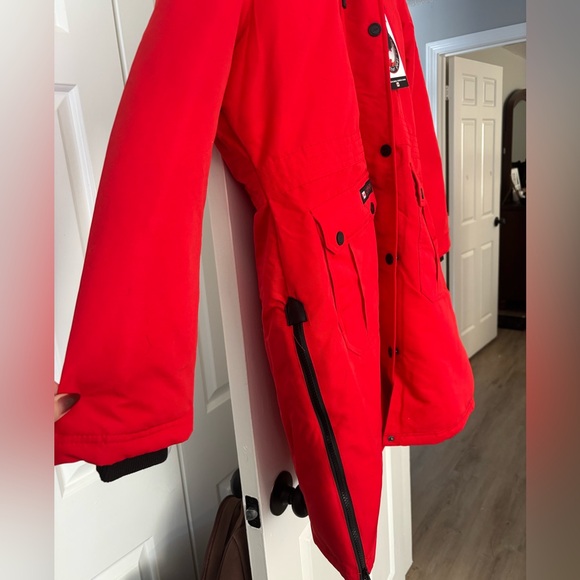 Canada Weather Gear Red Parka - Faux Fur Hood - Size L - NWT - Picture 10 of 10